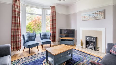 Waves of Wales Apartment in Porthcawl