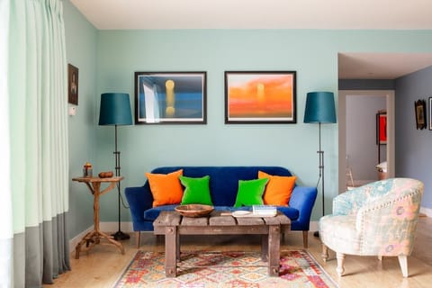 High Violet Apartment in Scotland