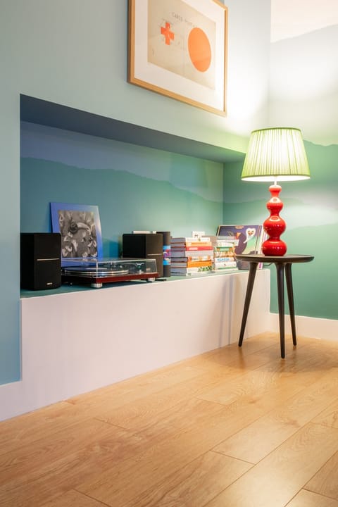 High Violet Apartment in Scotland