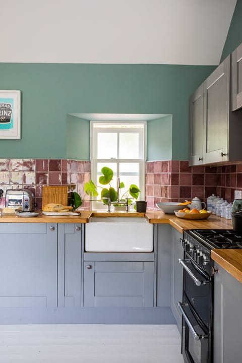 The Wild Muse Apartment in Scotland