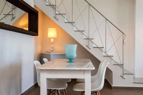 Sea Through Apartment in Paros