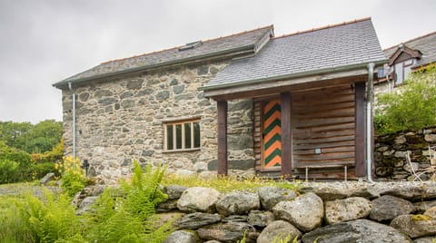 Bike Barn Apartment in Wales