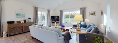 Willow Warbler Apartment in Abersoch