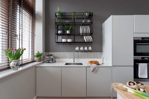 Holy Grail Apartment in Exeter