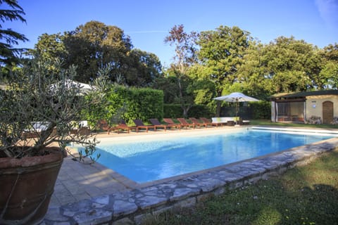 Leaning Into The Season Villa in Emilia-Romagna