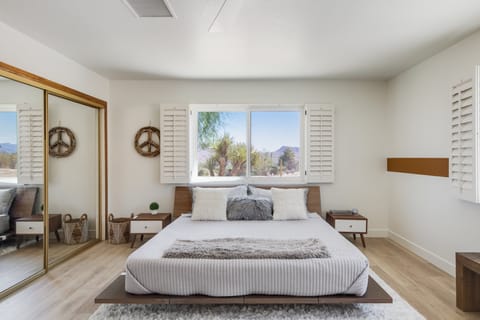 The Moonage Daydream Apartment in Joshua Tree