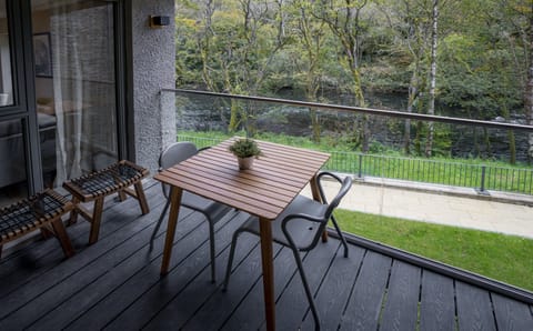 The River Blue Apartment in England
