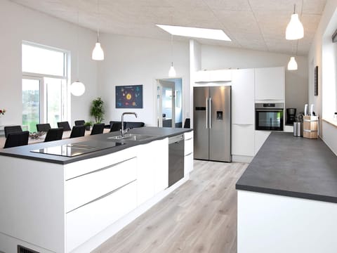 Angular Apartment in Væggerløse