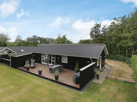 Spruce & Beech Apartment in Hemmet