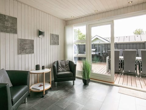 Spruce & Beech Apartment in Hemmet