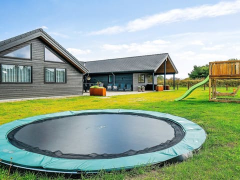 Daisy Petals Apartment in Norre Nebel