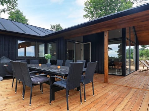 Wood and Gold  Apartment in Region of Southern Denmark