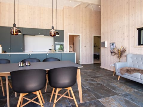 Tree of Heaven Apartment in Region of Southern Denmark