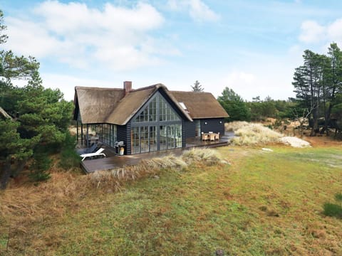 Glass Houses Apartment in Blåvand