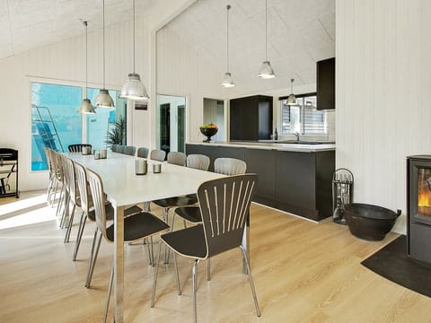 Oyster Moon Apartment in Zealand