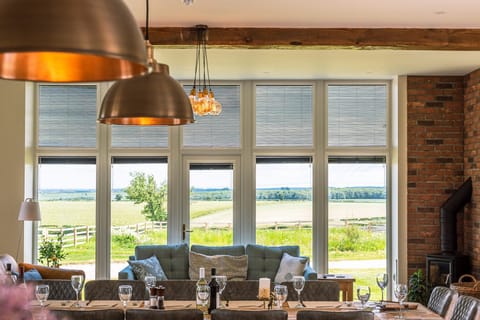 Rolling Wolds Barn House in England