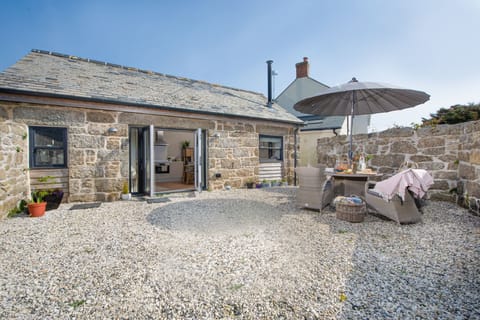 Spoonbill Apartment in England