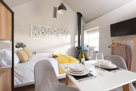Spoonbill Apartment in England