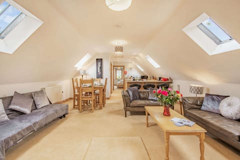 Raindrop Barn Apartment in Bourton-on-the-Water