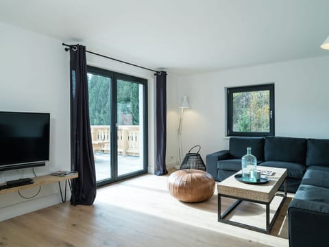 Chalet Bliss Apartment in Salzburgerland