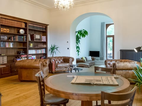 Golden Damselfly Apartment in Wallonia, Belgium