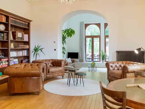 Golden Damselfly Apartment in Wallonia, Belgium