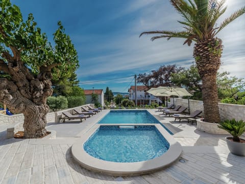 Mulberry Sunrise Apartment in Šibenik-Knin County, Croatia