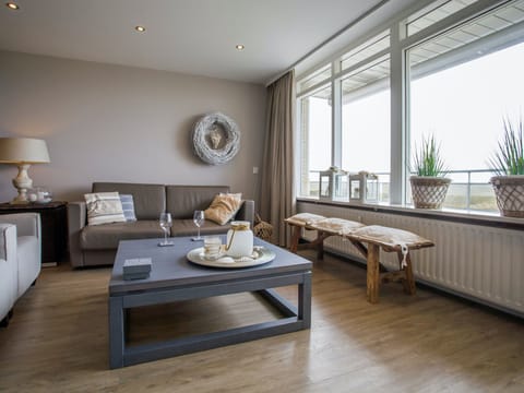 Beach Boulevard Apartment in Noordwijk