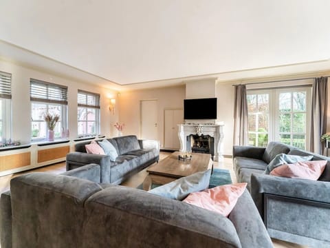 Leaves On The Lawn Apartment in North Brabant (province)