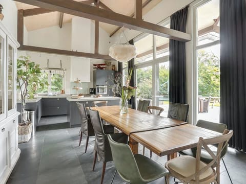 Spruce & Thicket Apartment in Limburg (province)