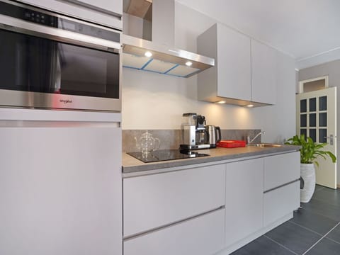 Yellow Warbler Apartment in Venlo