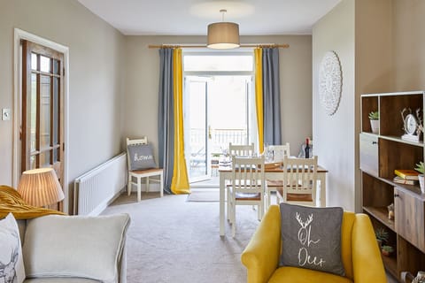 Hot Honey Mustard Apartment in England