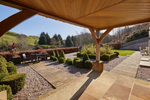 Social In Style Apartment in England