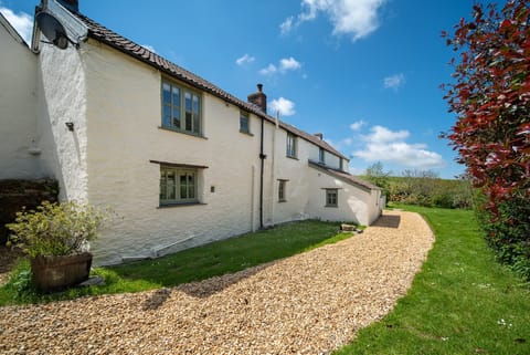 The Wildflower Apartment in Ilfracombe