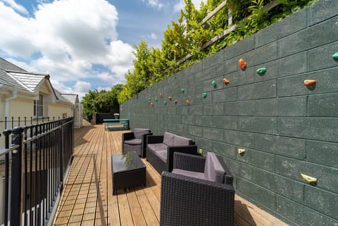 Reaching New Heights Apartment in North Devon District