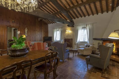 Chestnut Brown Apartment in Camaiore
