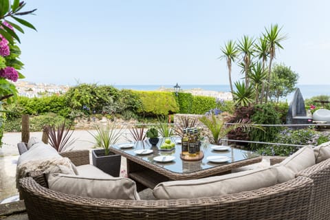 A Coastal Painting Apartment in Saint Ives