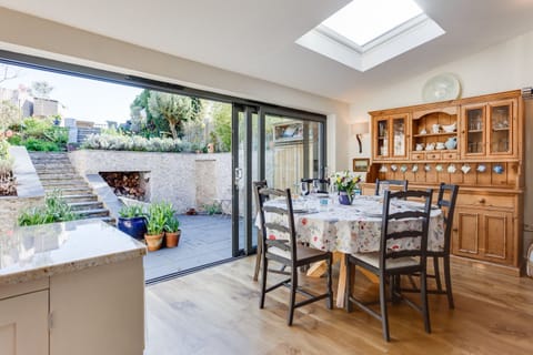 Belle of the Beach Apartment in Poole