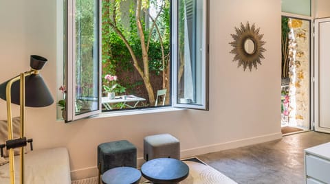 The Claudette Apartment in Île-de-France