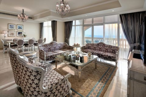 Frond of Palm Jumeirah Apartment in Dubai