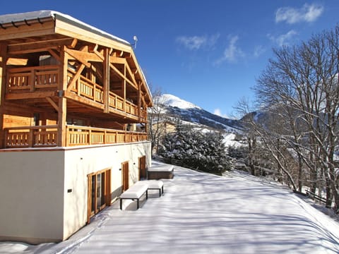 Husky Hideaway  Apartment in Huez