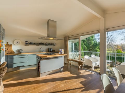 Sunshine Through Trees Apartment in Kamperland