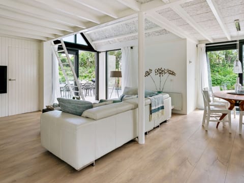 Climbing the Ladder Apartment in Ouddorp