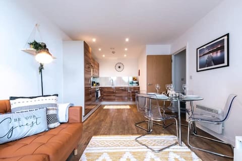 Cities & Villages Apartment in Southampton