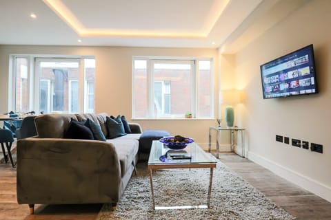 Garden Suburb Pad   Apartment in Welwyn Garden City