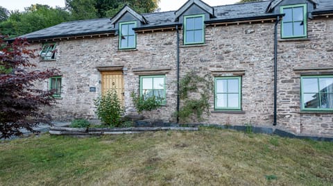 Black Mountains Farmhouse House in Crucorney