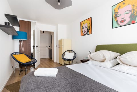 Marilyn Moment  Apartment in Pantin