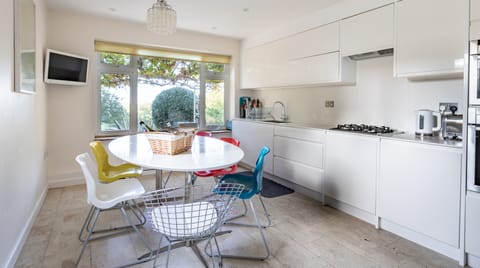 Midcentury in Somerset Apartment in Glastonbury