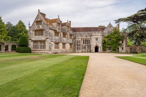 The Tudor Apartment in Purbeck District