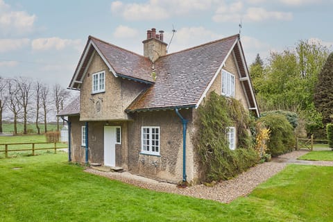 A Fine New Season Apartment in Borough of Harrogate